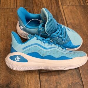 Under Armour Youth Boys Stephen Curry Curry 11 MG Basketball Shoes size 4 new